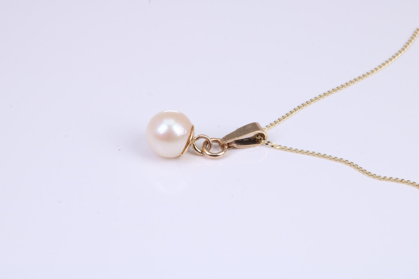 7 mm Round Natural Cultured Pearl Necklace set in Solid Yellow Gold Together with 16 Inch Yellow Gold Chain