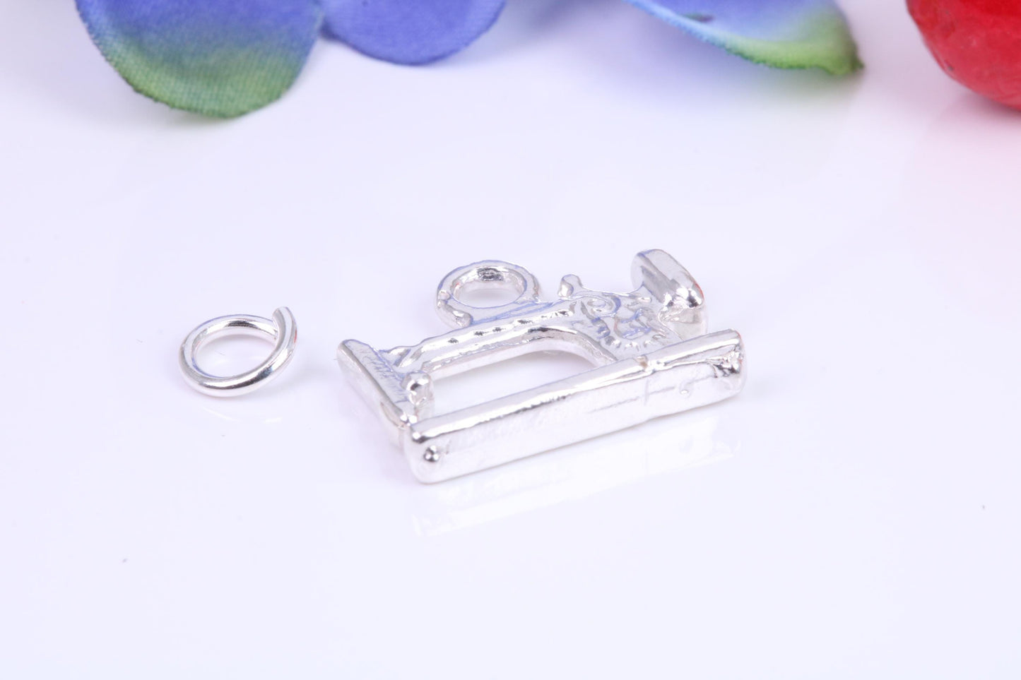 Vintage Sewing Machine Charm, Traditional Three Dimensional Charm, Made from Solid Cast Silver
