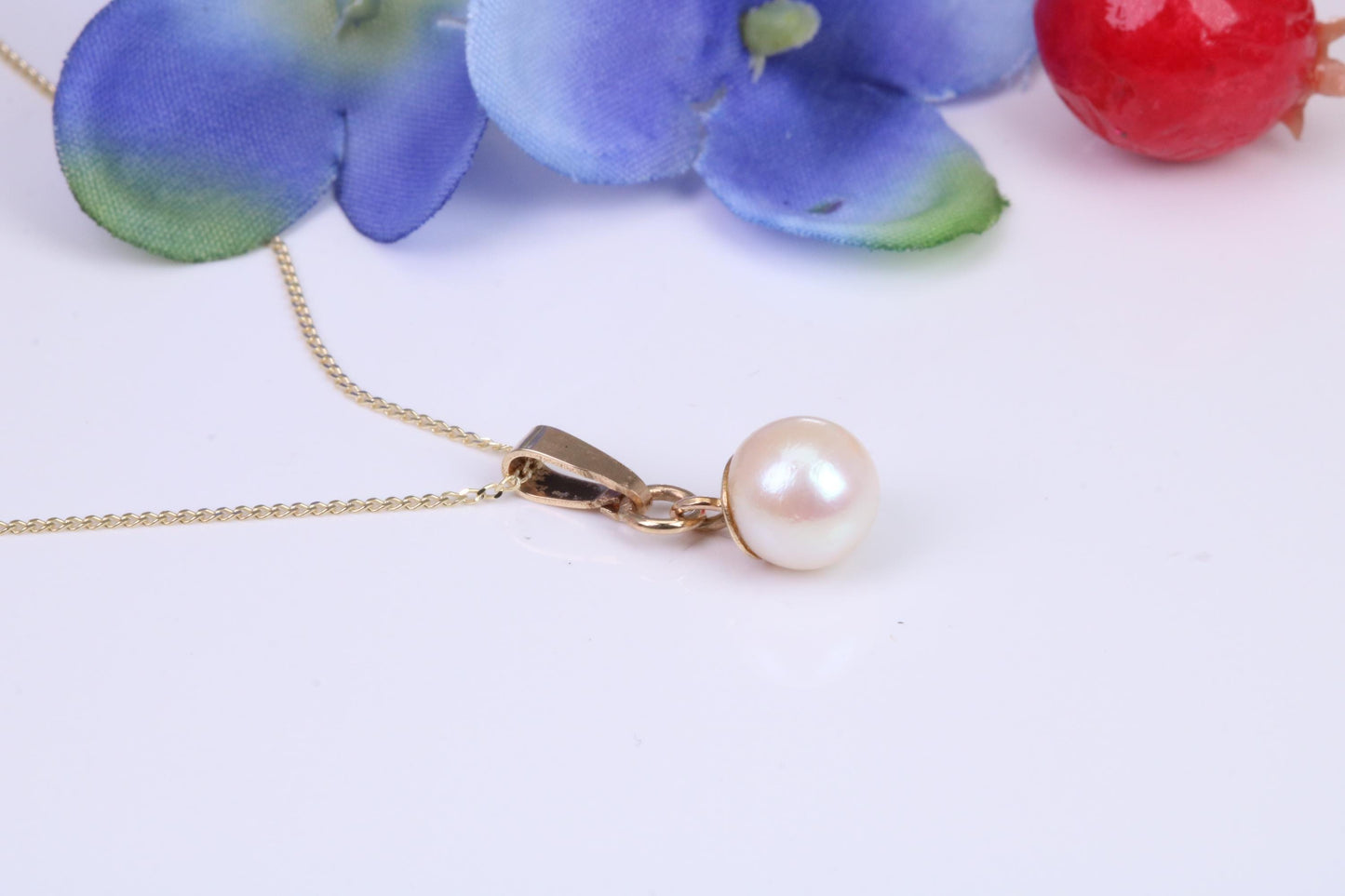 7 mm Round Natural Cultured Pearl Necklace set in Solid Yellow Gold Together with 16 Inch Yellow Gold Chain