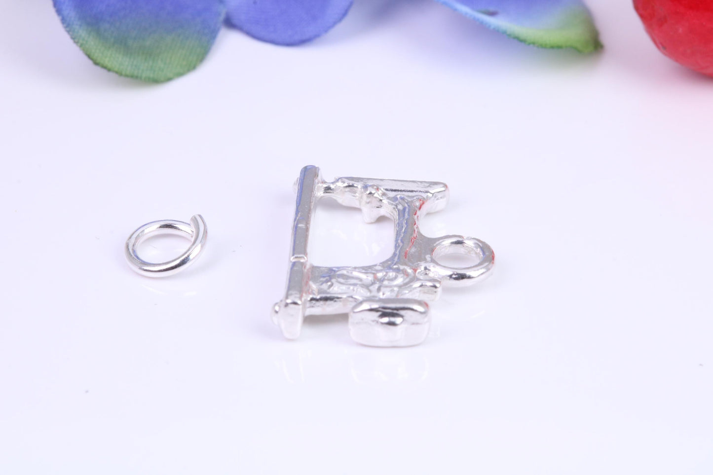 Vintage Sewing Machine Charm, Traditional Three Dimensional Charm, Made from Solid Cast Silver