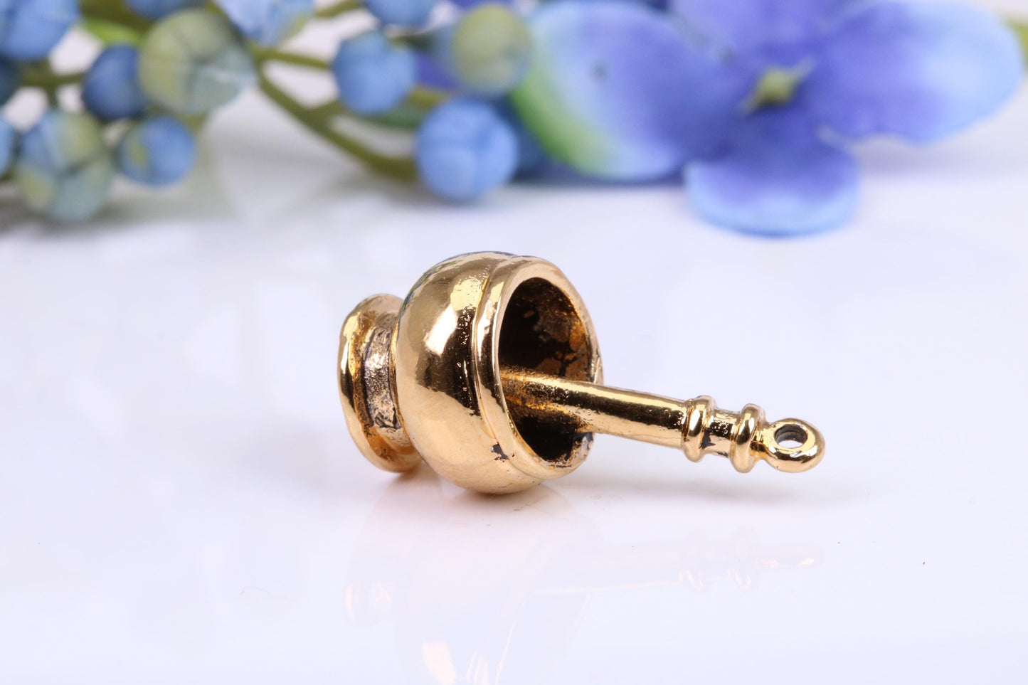 Mortar and Pestle Charm, Traditional Charm, Made from Solid Cast Yellow Gold, British Hallmarked