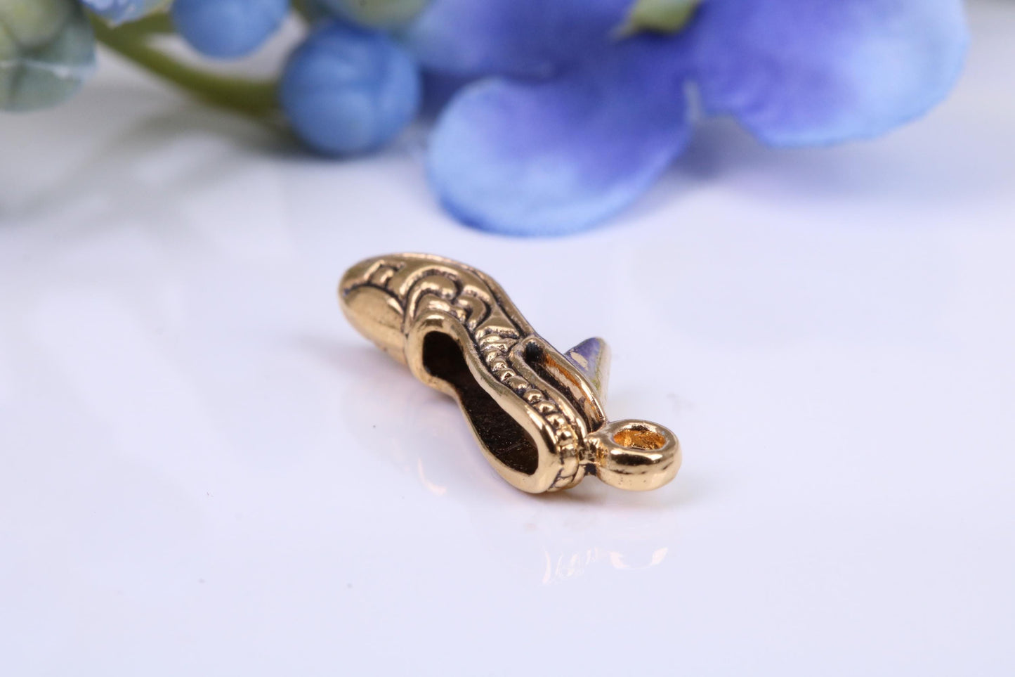 Stiletto Charm, Made from Solid Cast Yellow Gold, British Hallmarked, Complete with Attachment Link