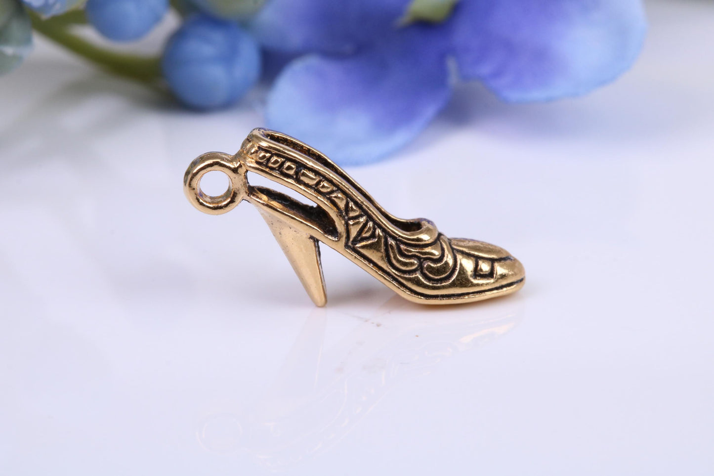 Stiletto Charm, Made from Solid Cast Yellow Gold, British Hallmarked, Complete with Attachment Link