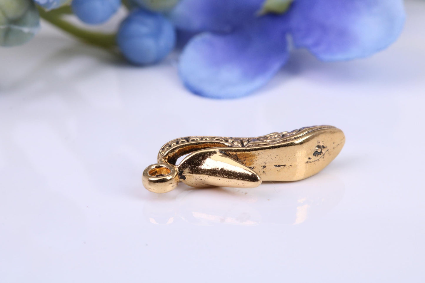 Stiletto Charm, Made from Solid Cast Yellow Gold, British Hallmarked, Complete with Attachment Link