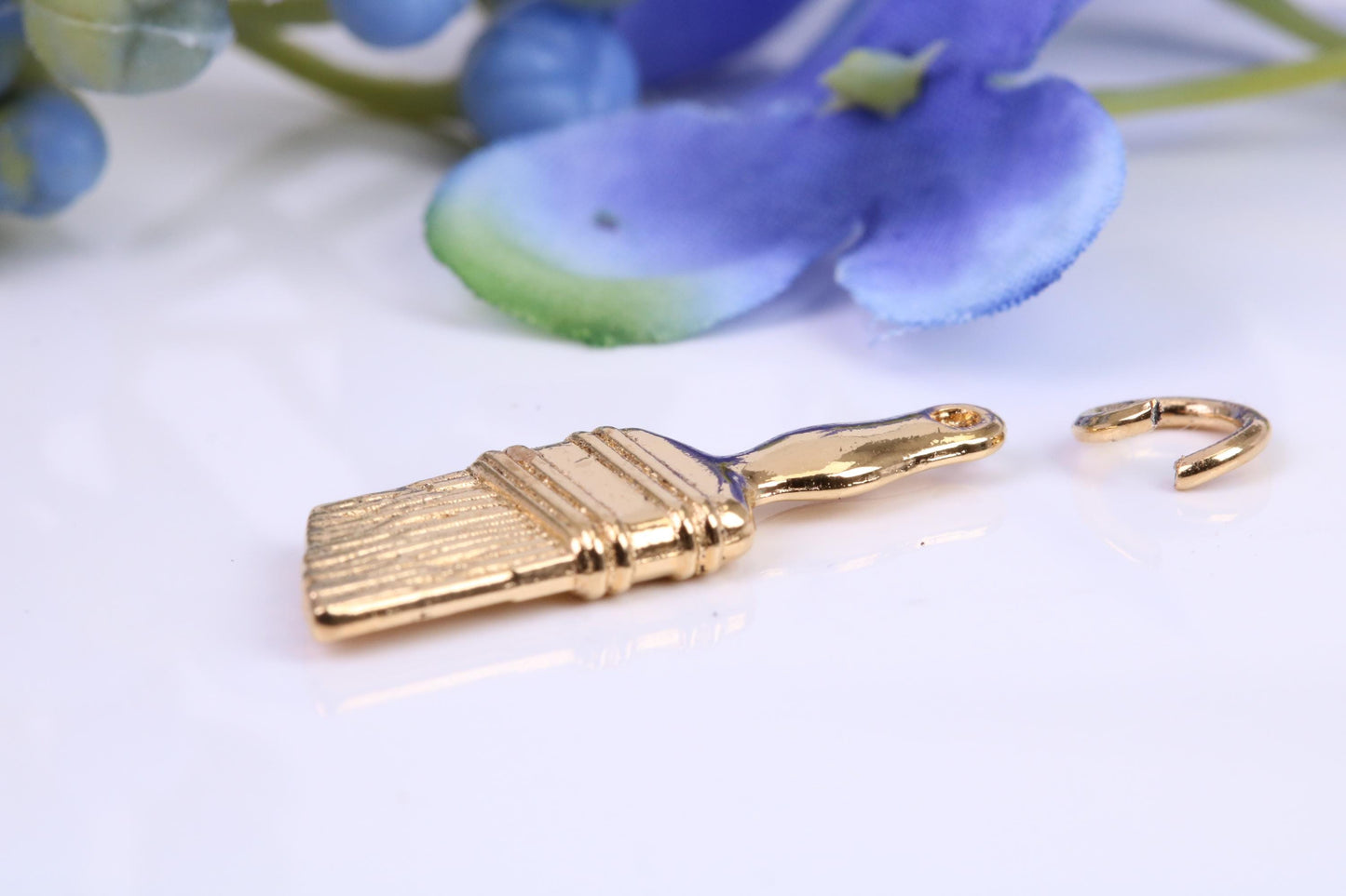 Paint Brush Charm, Traditional Charm, Made from Solid Yellow Gold, British Hallmarked, Complete with Attachment Link