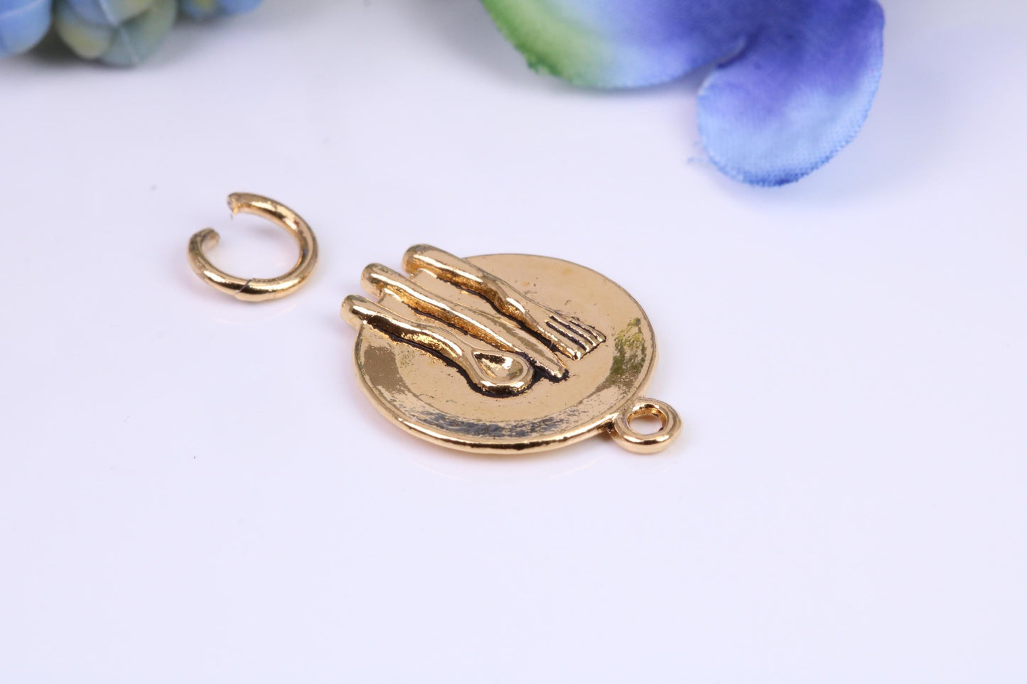 Dinner Plate Charm, Made from Solid Cast Yellow Gold, British Hallmarked