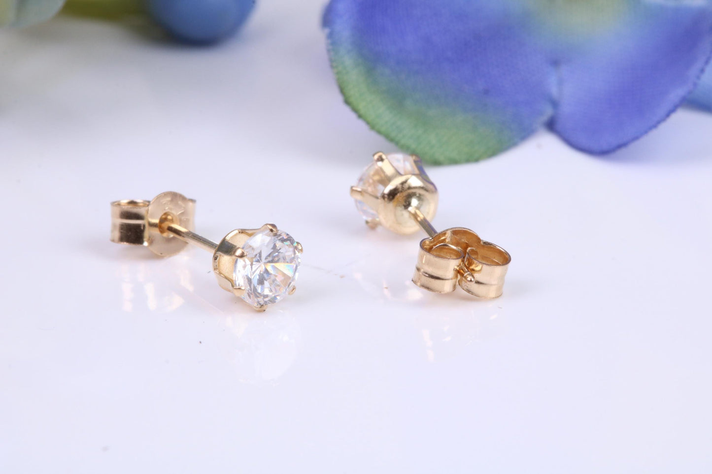 4 mm Round Cubic Zirconia Six Claw set Stud Earrings, Made from Solid 9ct Yellow Gold