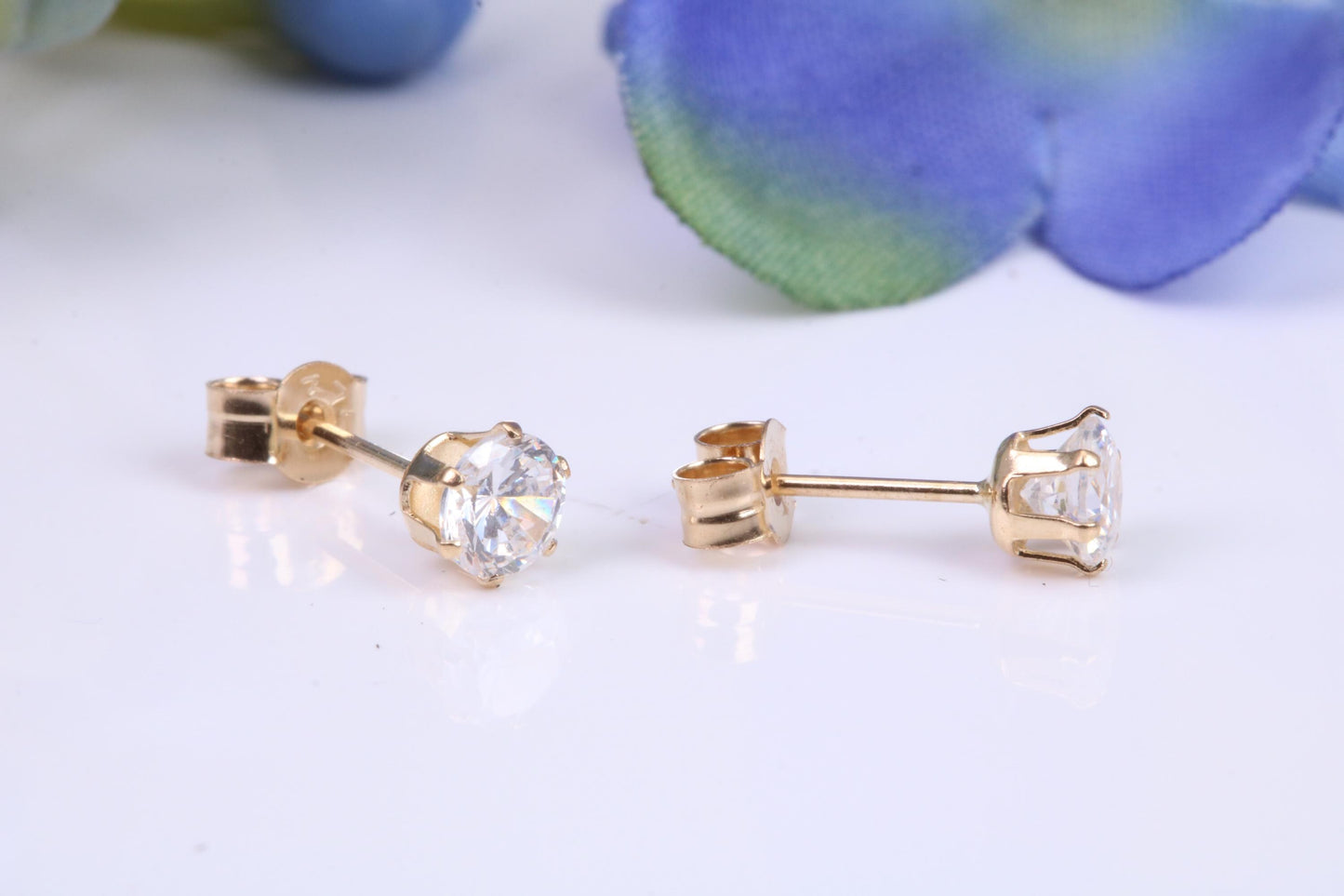 4 mm Round Cubic Zirconia Six Claw set Stud Earrings, Made from Solid 9ct Yellow Gold