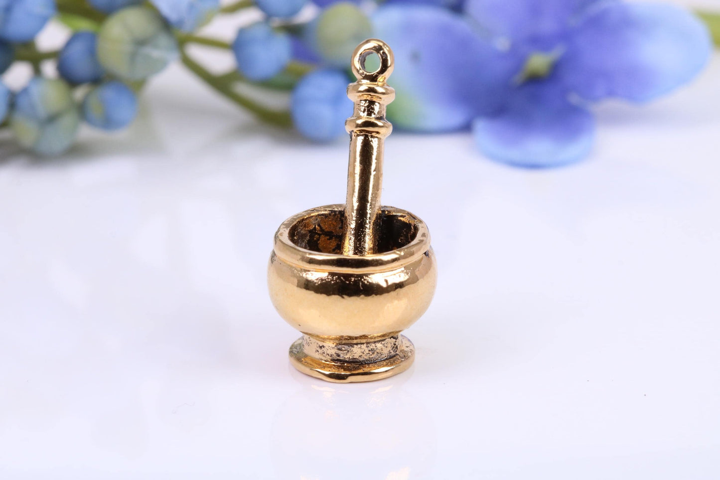 Mortar and Pestle Charm, Traditional Charm, Made from Solid Cast Yellow Gold, British Hallmarked
