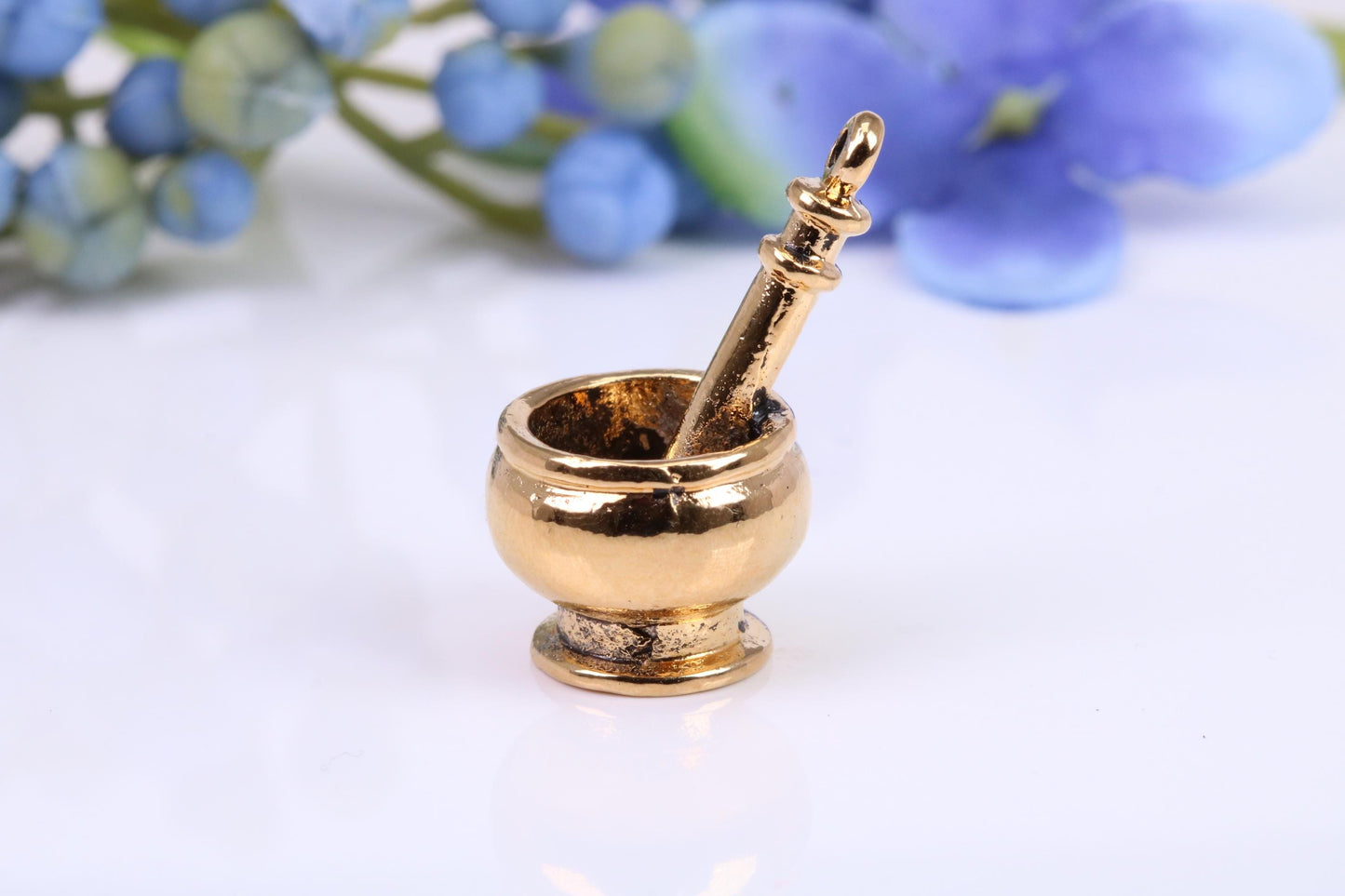 Mortar and Pestle Charm, Traditional Charm, Made from Solid Cast Yellow Gold, British Hallmarked
