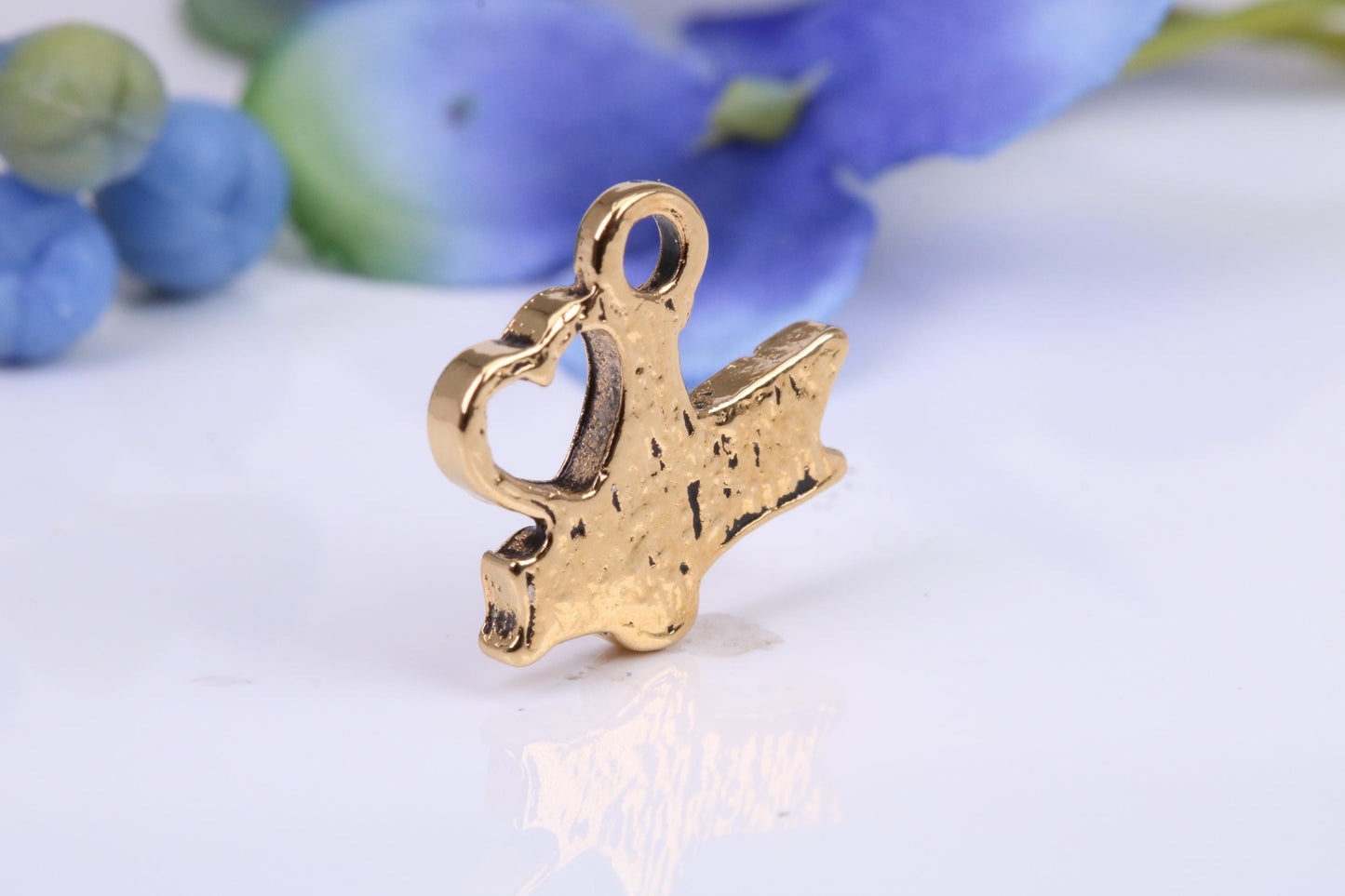 I Love Yoga Charm, Traditional Charm, Made from Solid Cast Yellow Gold, British Hallmarked