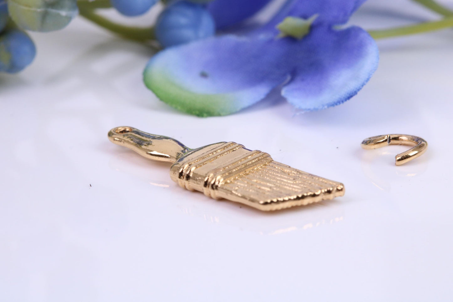 Paint Brush Charm, Traditional Charm, Made from Solid Yellow Gold, British Hallmarked, Complete with Attachment Link