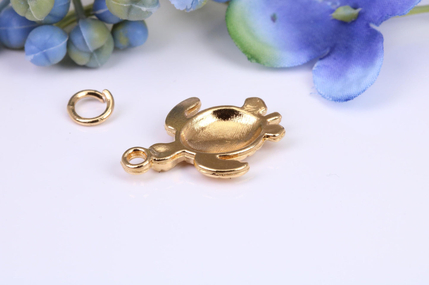 Turtle Charm, Made from Solid 9ct Yellow Gold, British Hallmarked, Complete with Attachment Link
