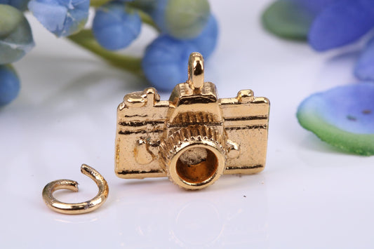 Camera Charm, Made from Solid Cast Yellow Gold, British Hallmarked
