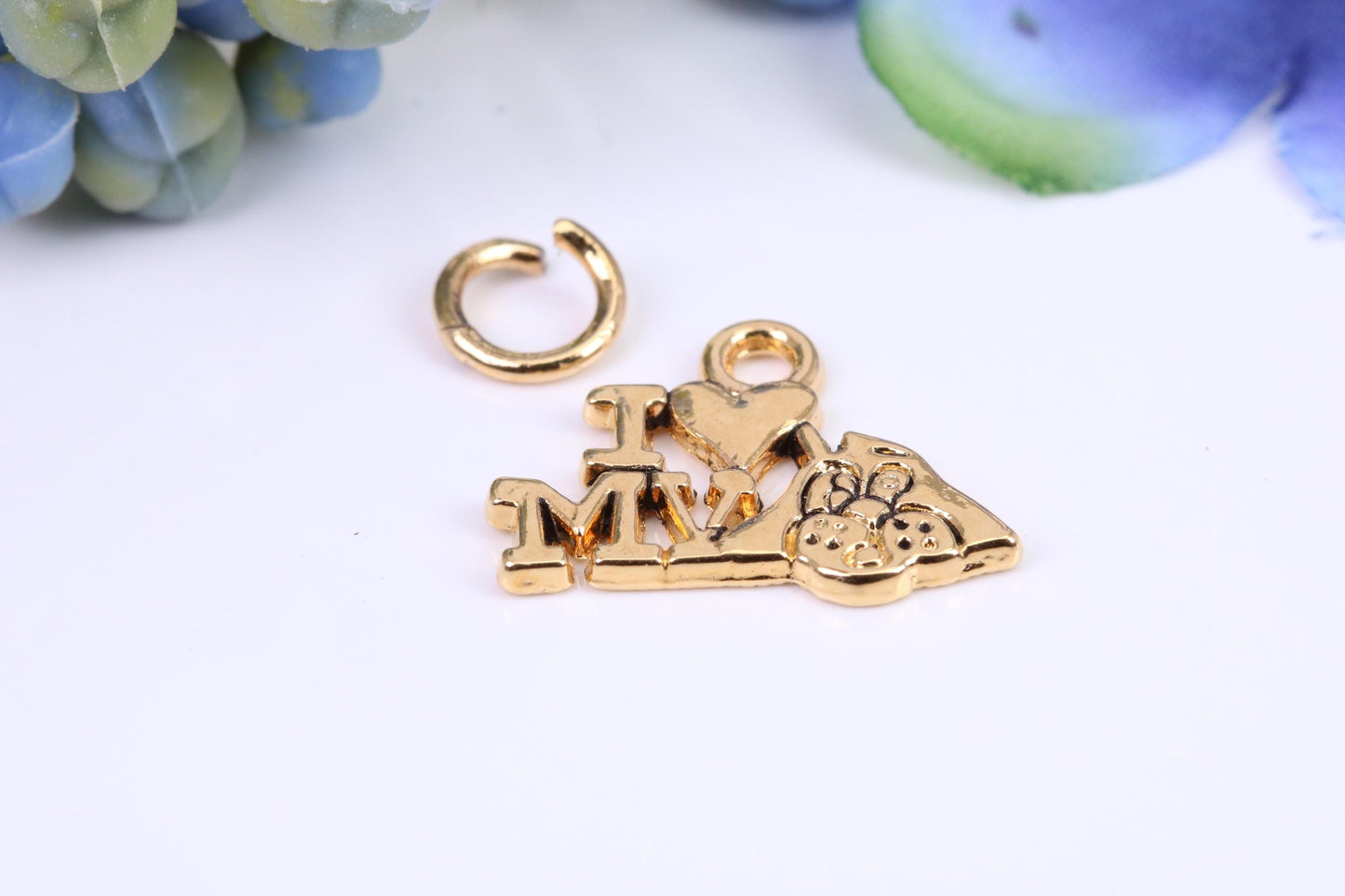 I Love My Gardening Charm, Made From Solid Cast Yellow Gold with British Hallmark, Complete with Attachment Link