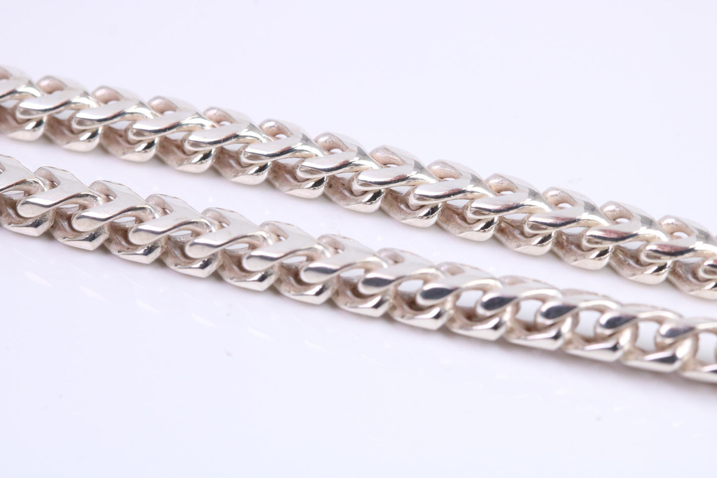 Gents heavy Byzantine Chain, made from solid Sterling Silver, 26 Inches Long x 5 mm wide, British Hallmarked