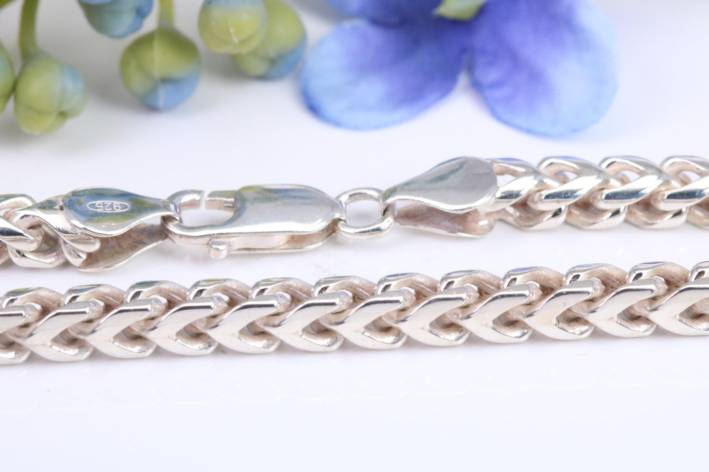 Gents heavy Byzantine Chain, made from solid Sterling Silver, 26 Inches Long x 5 mm wide, British Hallmarked