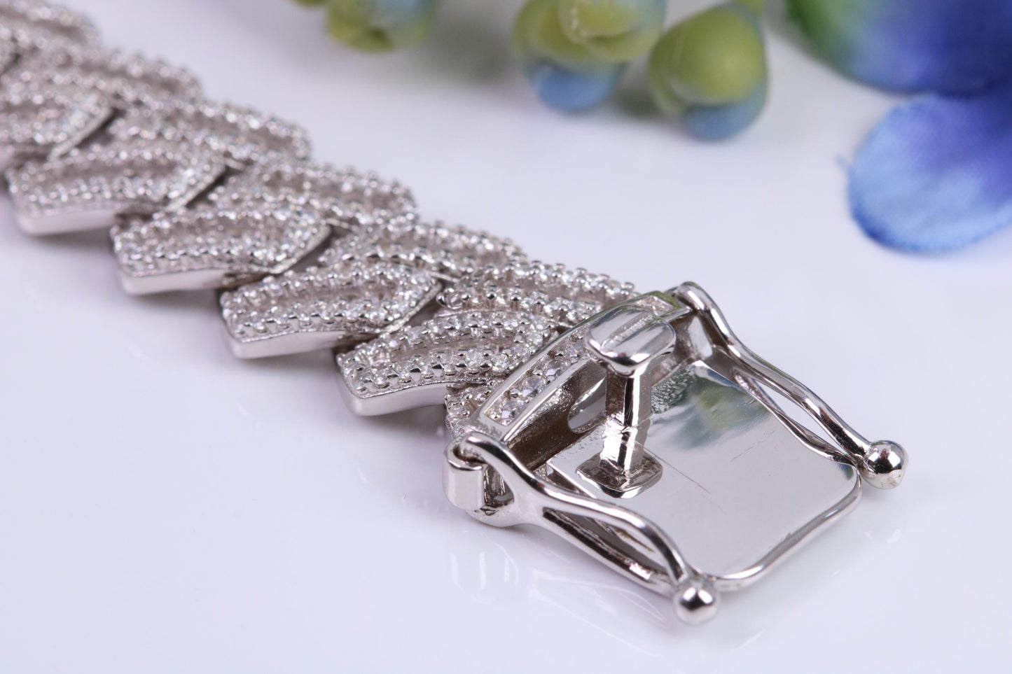 Gents Heavy C Z set Curb Link Bracelet, Made from solid Sterling Silver, 8.50 Inches Long and 13 mm Wide, British Hallmarked