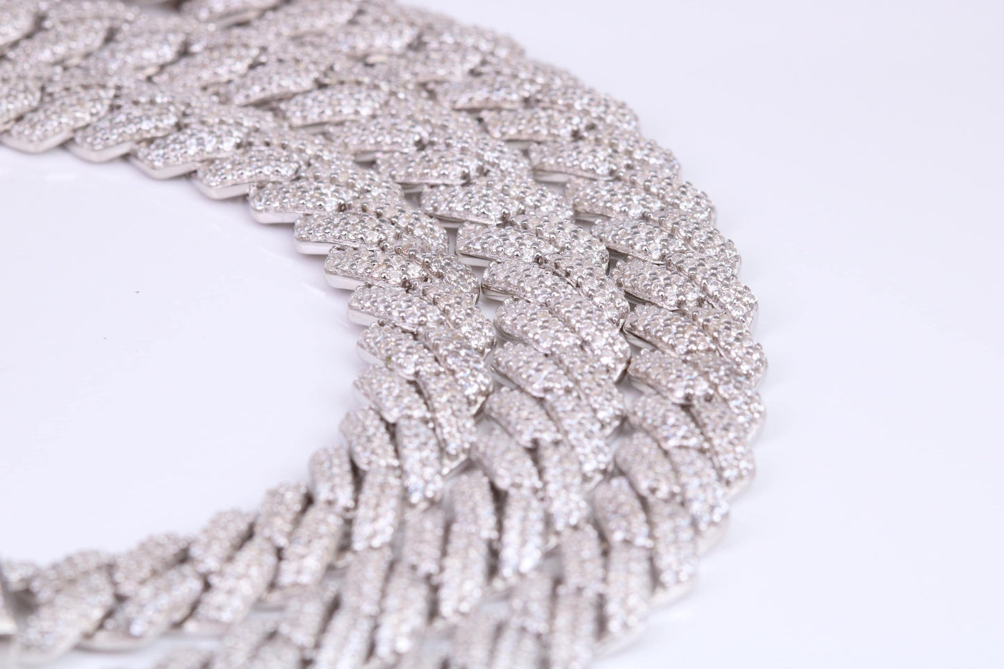 Gents heavy 24 inch Chain, Flat Cubic Zirconia set Links, made from solid Sterling Silver, 24 Inches Long x 8.50 mm wide