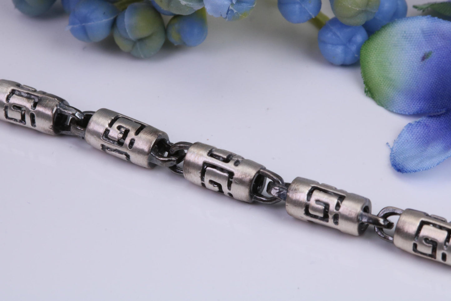 Unisex Cuban Bracelet, made from solid Sterling Silver, 8 Inches Long x 5 mm wide