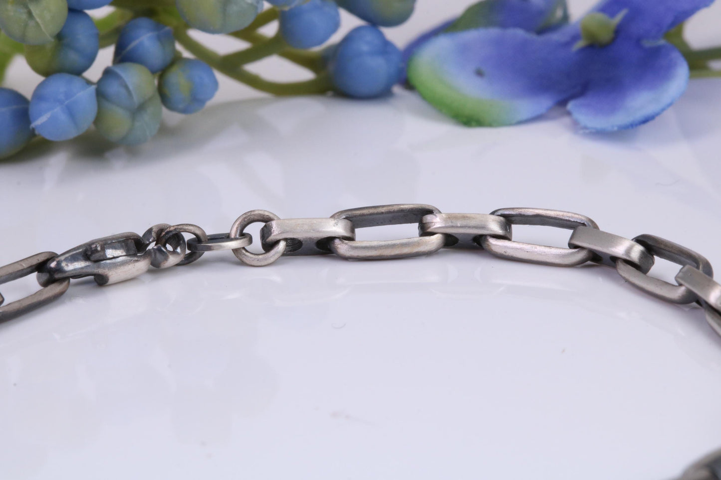 Unisex Cuban Bracelet, made from solid Sterling Silver, 8 Inches Long x 4 mm wide