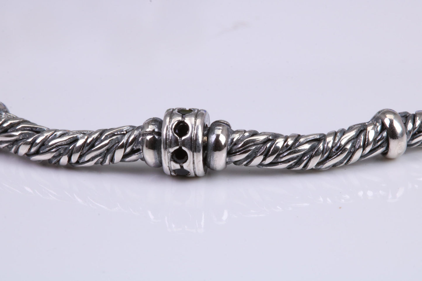 Unisex Cuban Bracelet, made from solid Sterling Silver, 8.50 Inches Long x 5 mm wide, Length adjustable