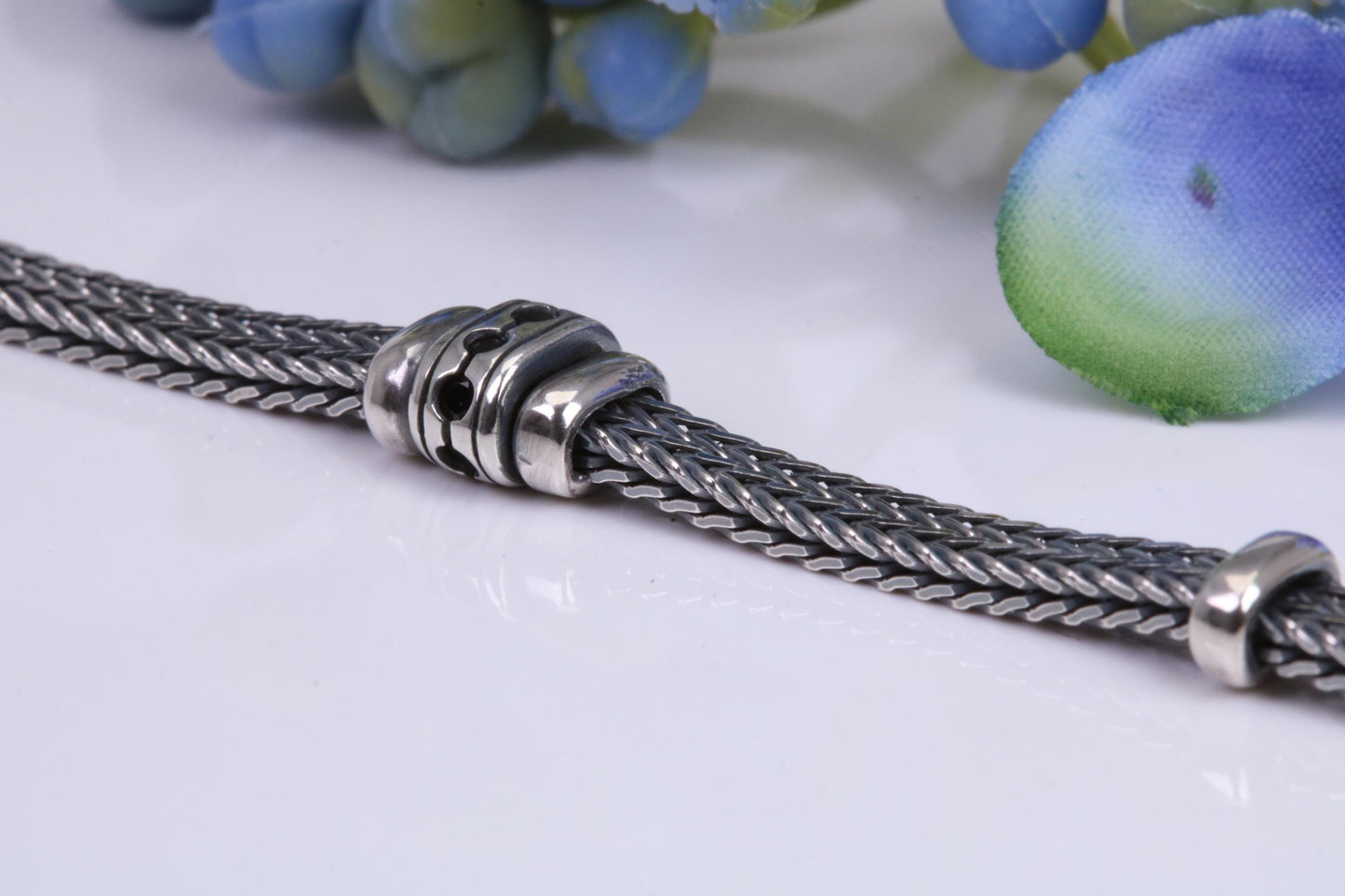 Unisex Cuban Bracelet, made from solid Sterling Silver, 8.50 Inches Long x 7 mm wide, Length adjustable