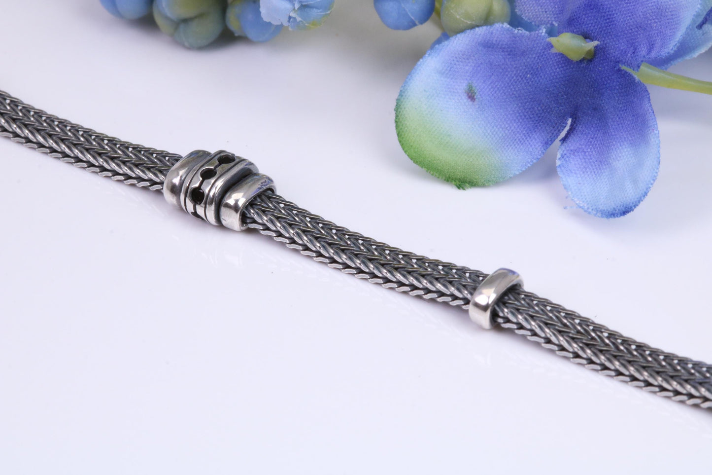 Unisex Cuban Bracelet, made from solid Sterling Silver, 8.50 Inches Long x 7 mm wide, Length adjustable
