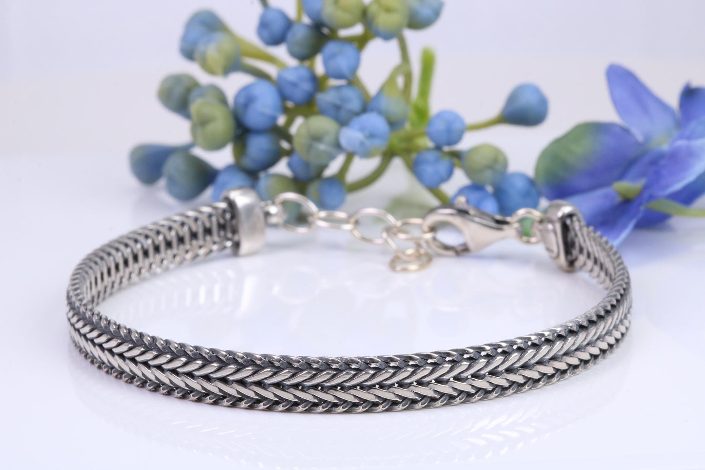 Gents Cuban Bracelet, made from solid Sterling Silver, 8.50 Inches Long x 6 mm wide, Length Adjustable, British Hallmarked