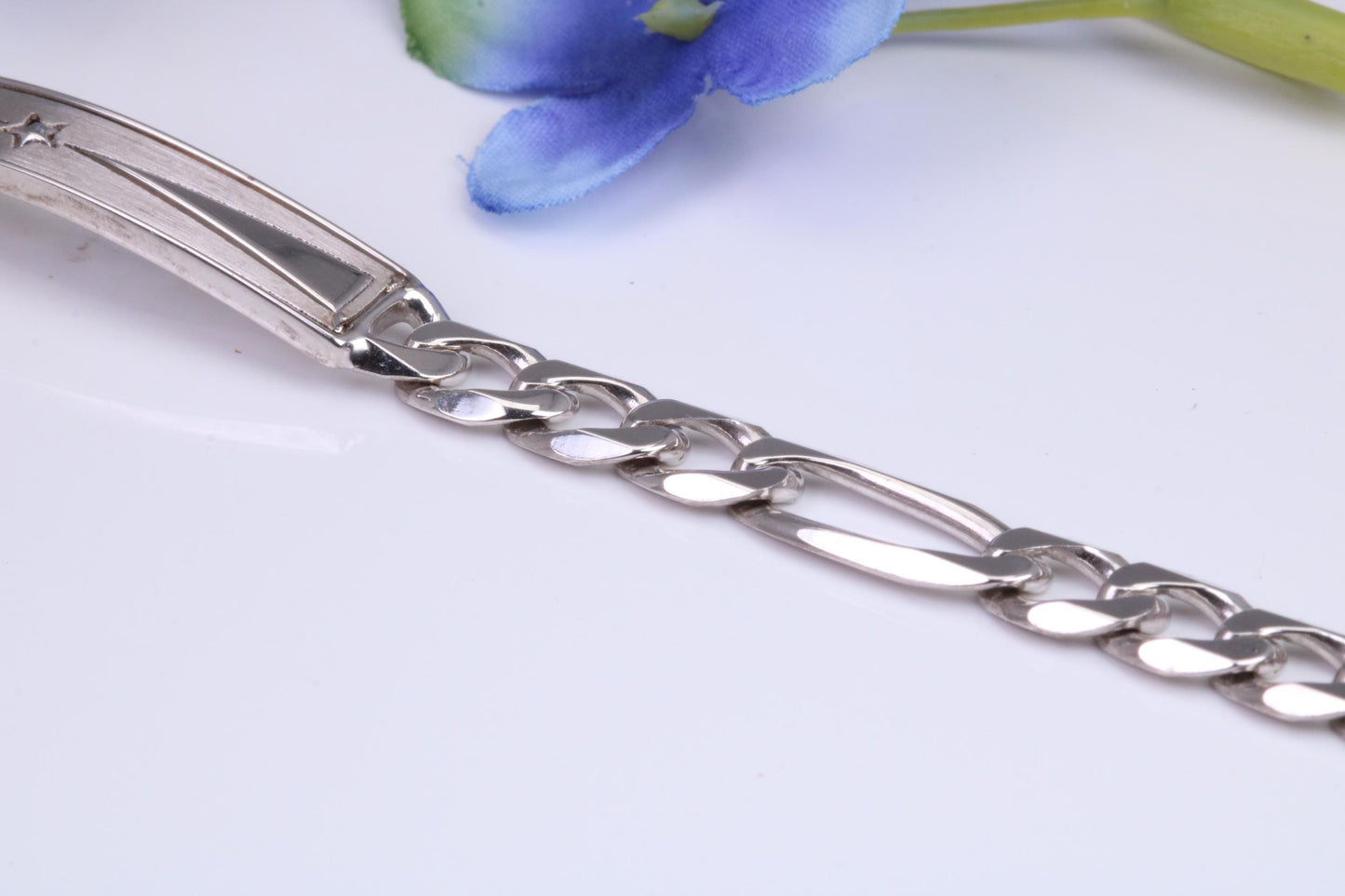 Gents Diamond cut Link Bracelet, Made from solid Sterling Silver, 8.50 Inches Long and 7 mm Wide, British Hallmarked