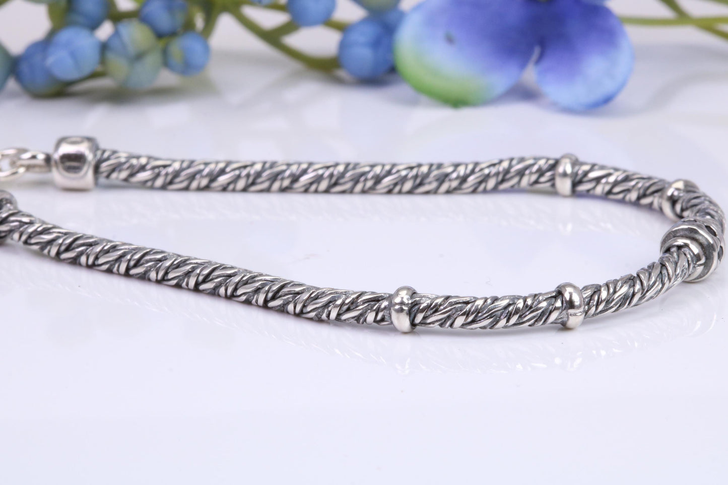 Unisex Cuban Bracelet, made from solid Sterling Silver, 8.50 Inches Long x 5 mm wide, Length adjustable