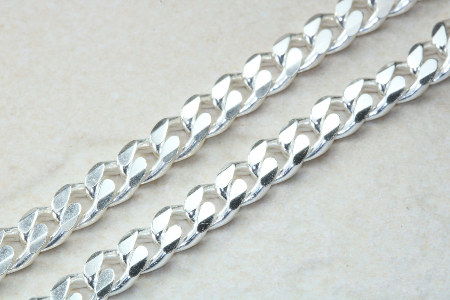 Heavy Diamond Cut Curb Chain. Sterling Silver. 20 inch Length