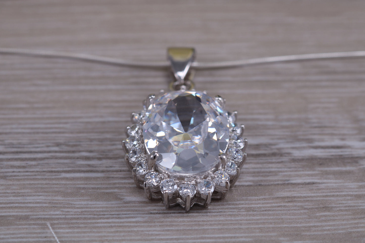 Very Large C Z set Cluster Necklace