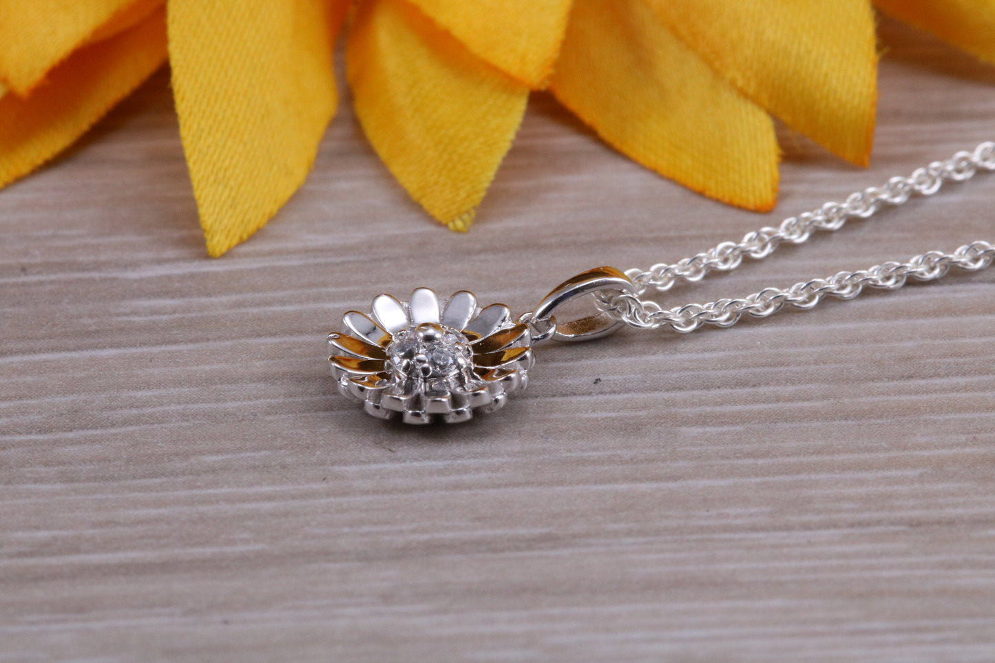 Daisy Flower Stud Earrings with Matching Necklace