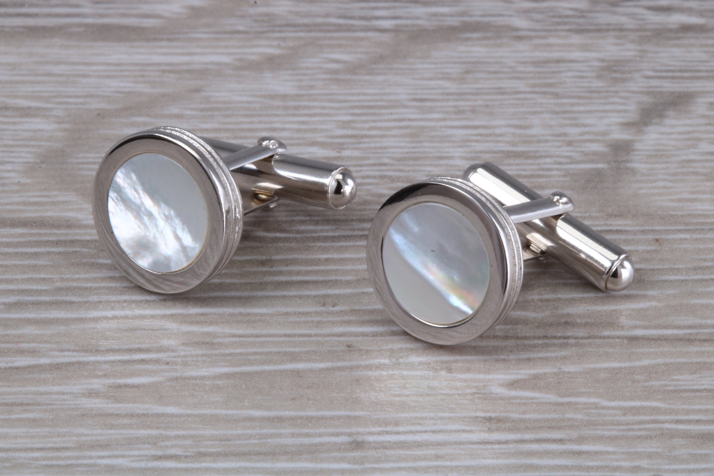 Silver Mother of Pearl set Round Cufflinks