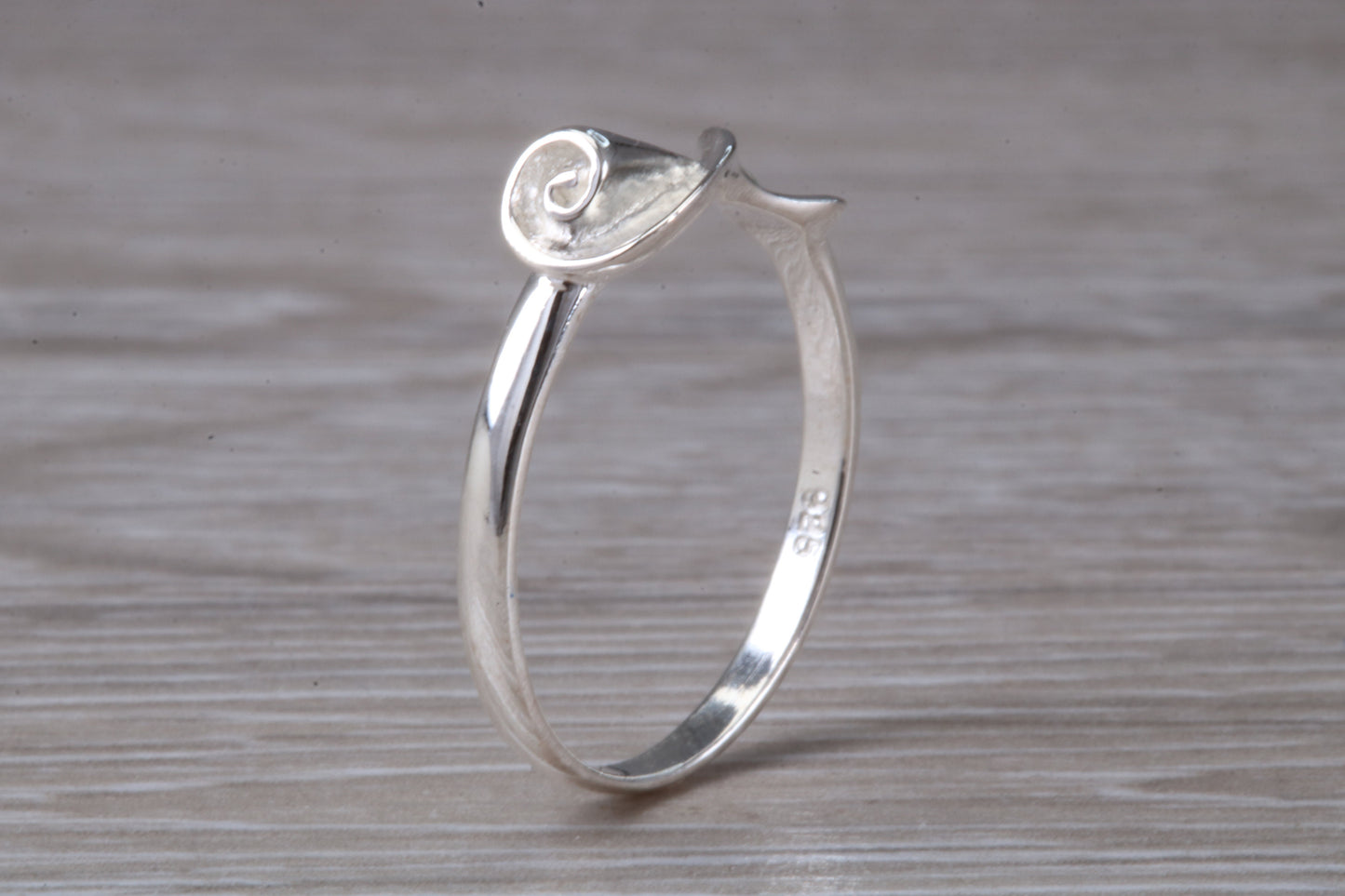 Scroll design ring, solid silver with high polished finish, very dainty and suitable for all ages