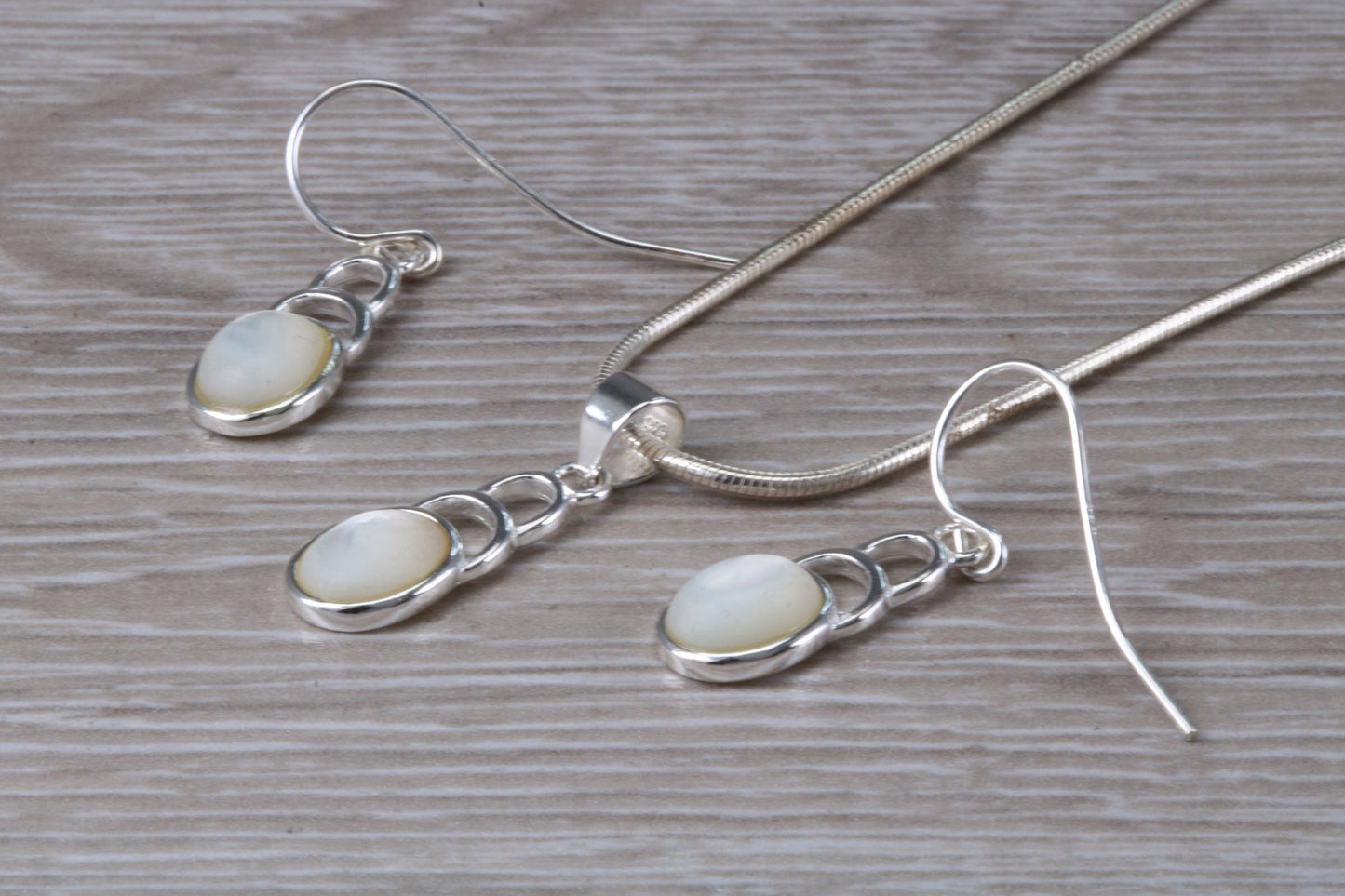 Mother of Pearl Dropper Earrings and Matching Necklace