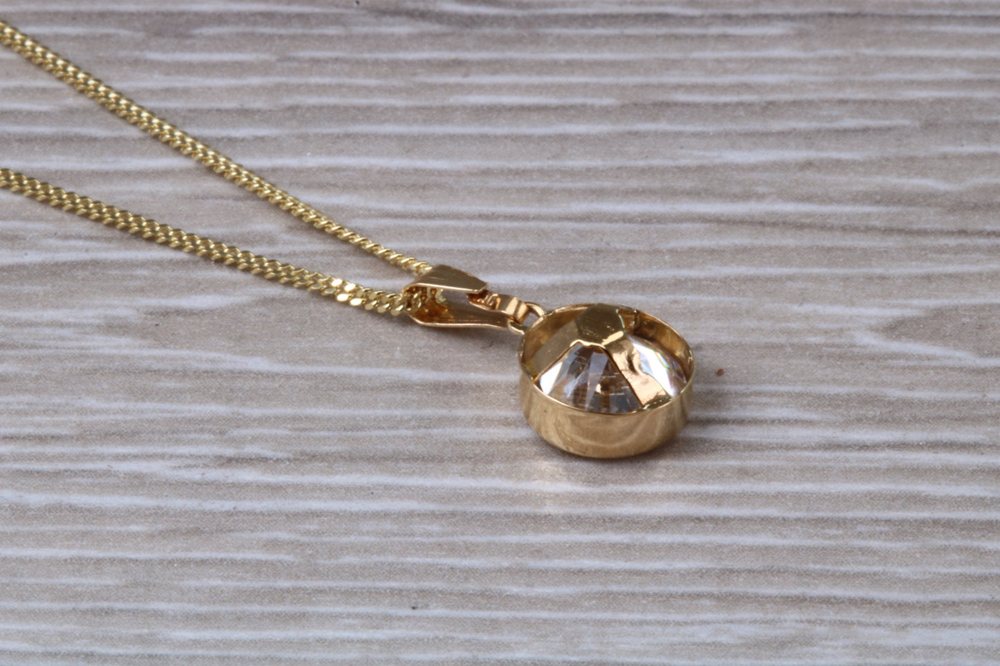 9ct Gold C Z set Solitaire Necklace
