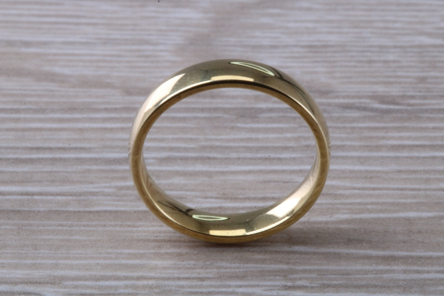 4 mm Wide Comfort Fit Wedding Band, made from solid 9ct Yellow Gold