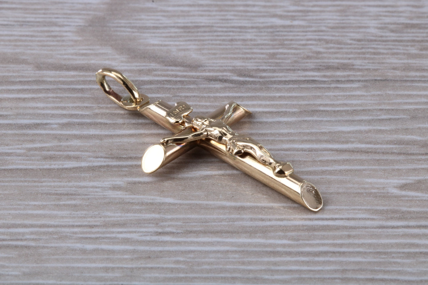 9ct Yellow Gold Crucifix Necklace