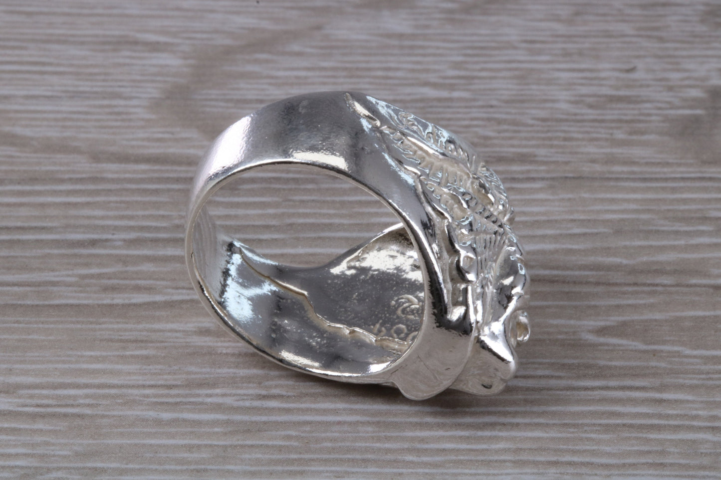 Large and heavy American Indian head ring,solid silver,unisex for ladies and gents,available in silver, yellow gold, white gold and platinum