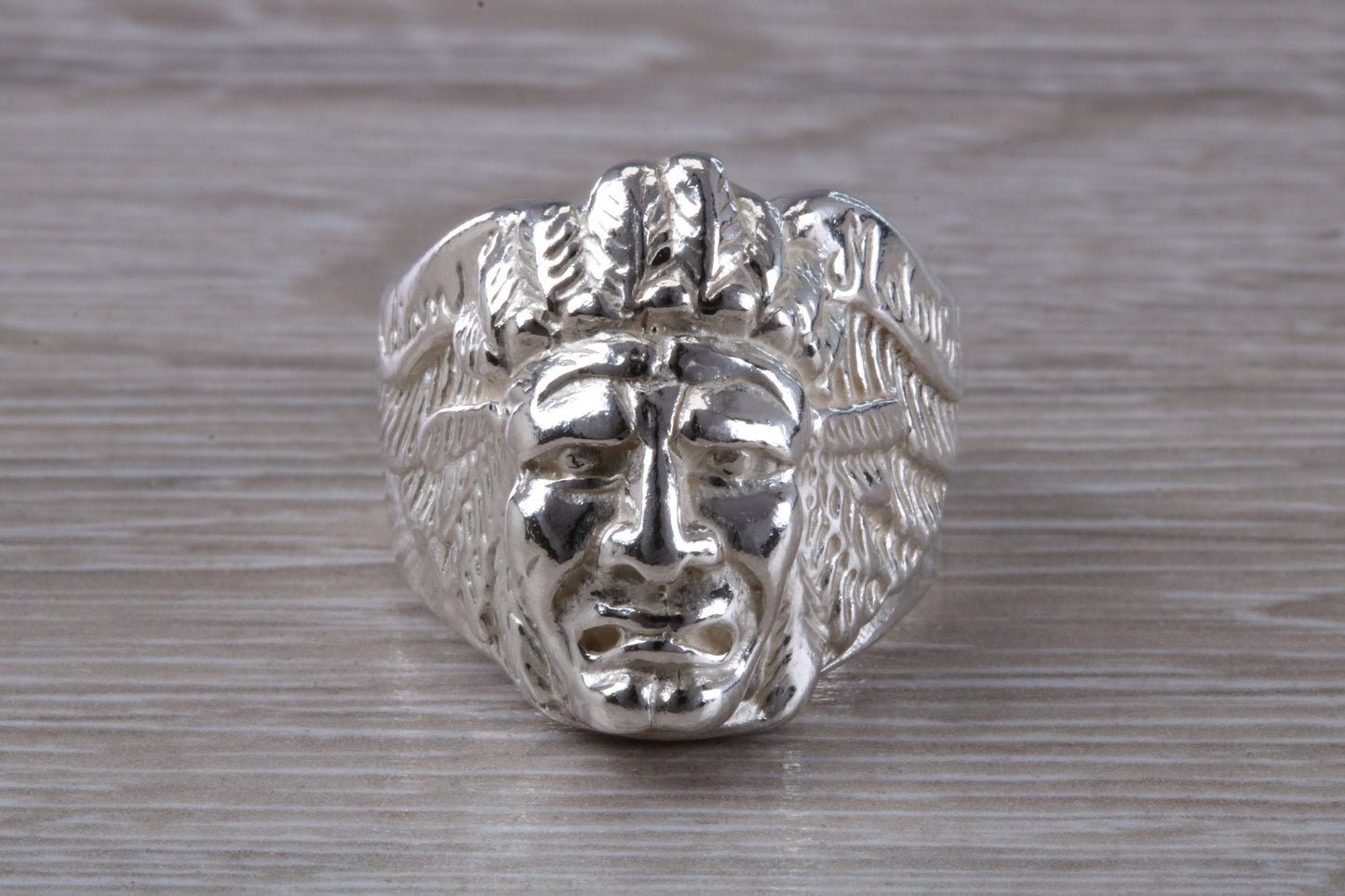 Large and heavy American Indian head ring,solid silver,unisex for ladies and gents,available in silver, yellow gold, white gold and platinum