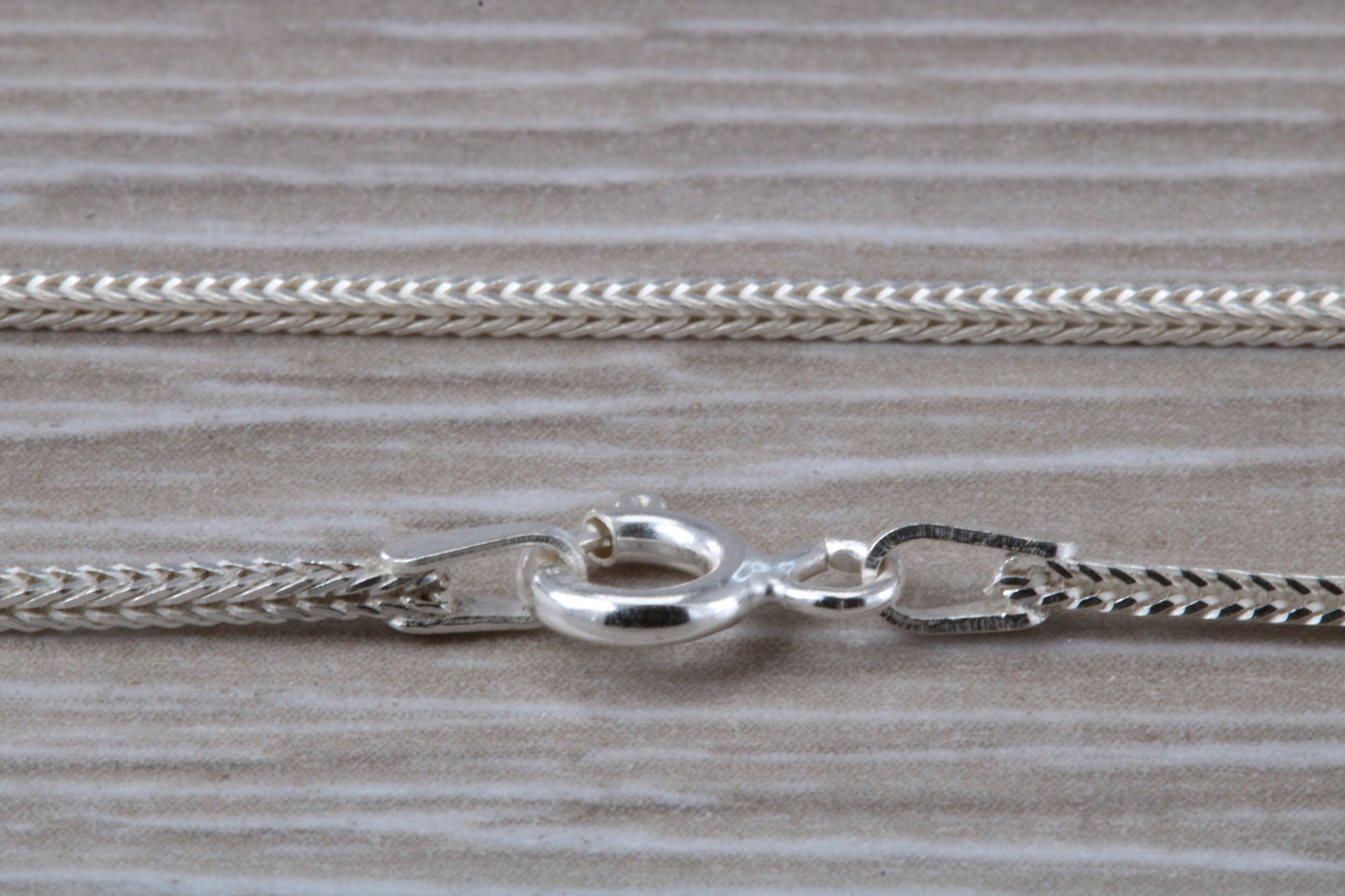18 inch Long Sterling Silver Fox tail Pendant Chain.