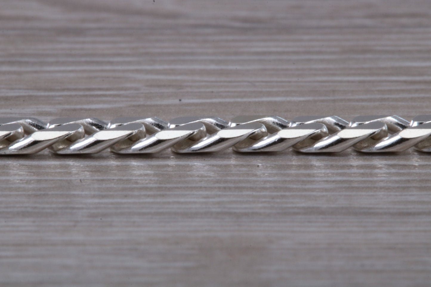 Diamond Cut Curb Chain. Silver chain with diamond cut links