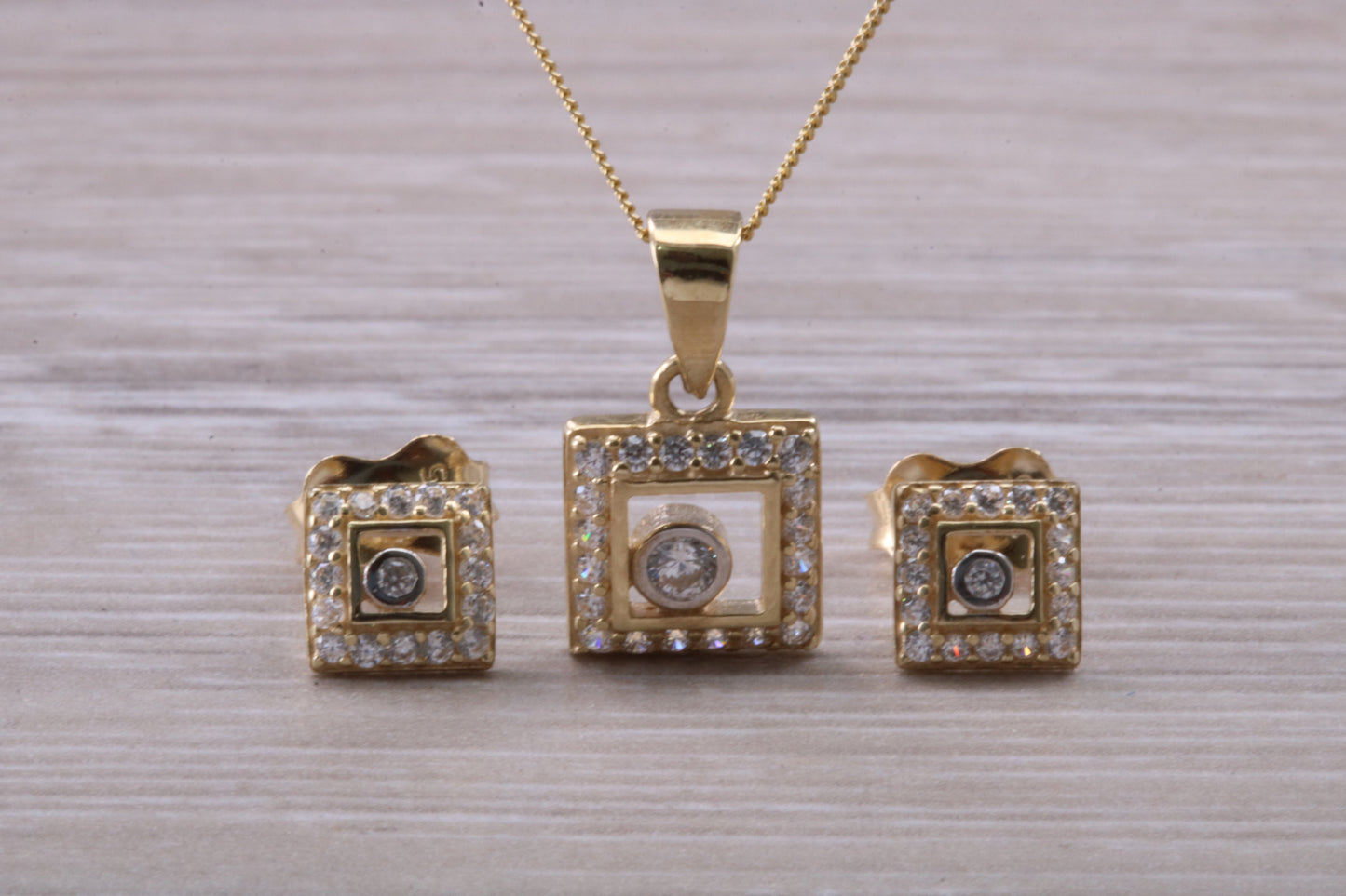 9ct yellow Gold Matching Stud Earrings, Necklace and Ring