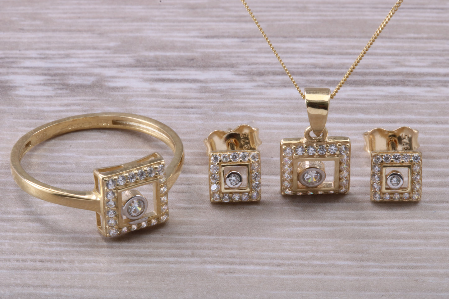 9ct yellow Gold Matching Stud Earrings, Necklace and Ring