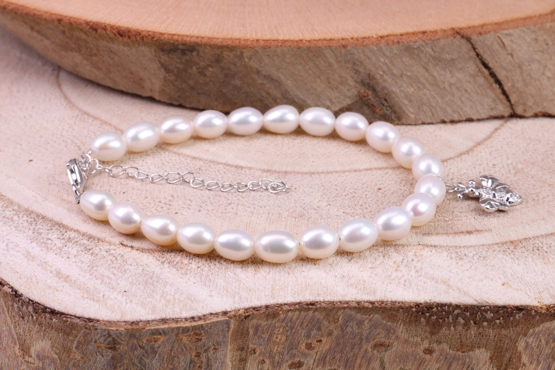 Freshwater Pearl Bracelet with Bumble Bee Charm Dropper, made from Sterling Silver