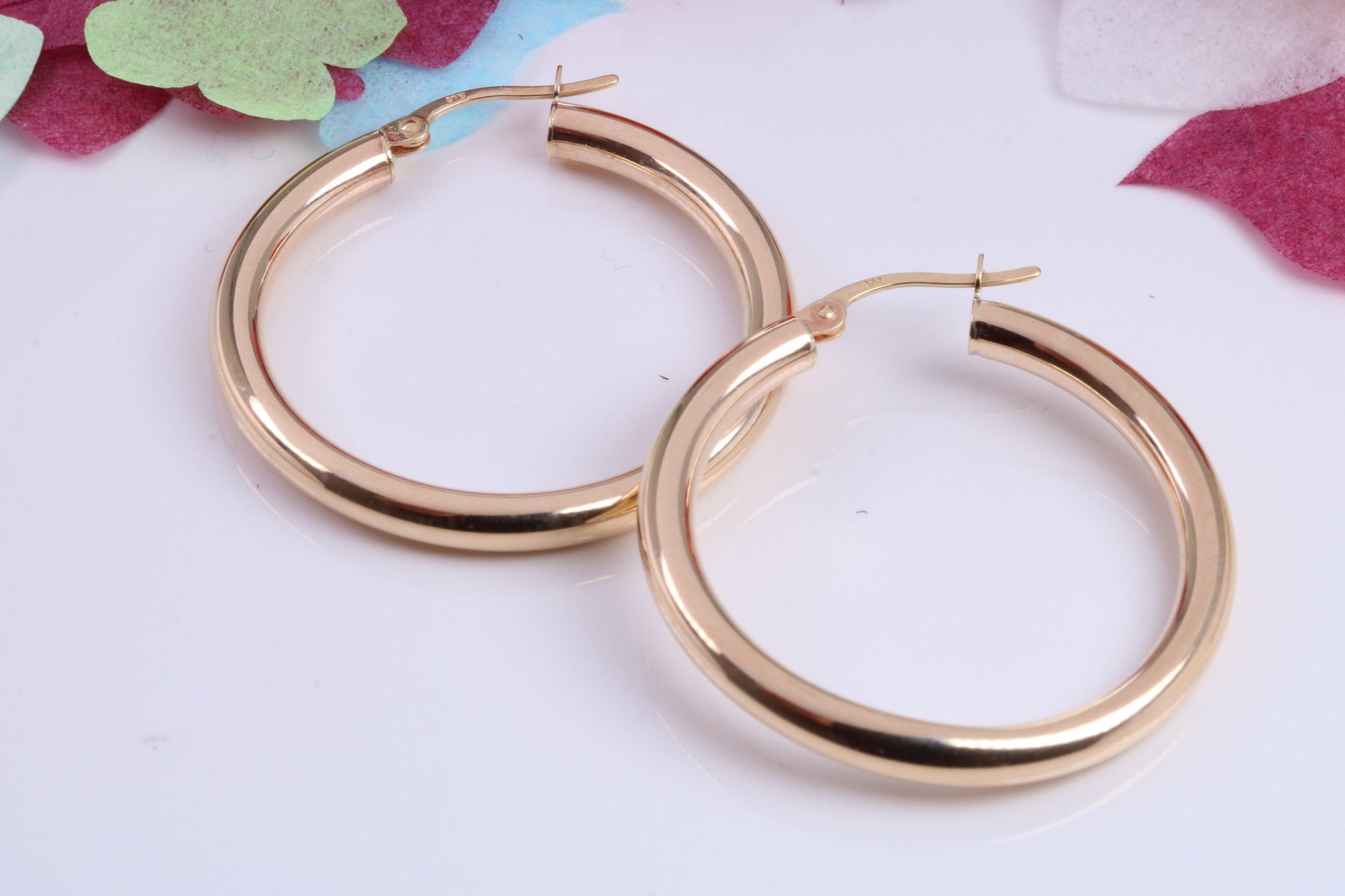 25 mm Round Hoop Creole Earrings Made from 9ct Yellow Gold