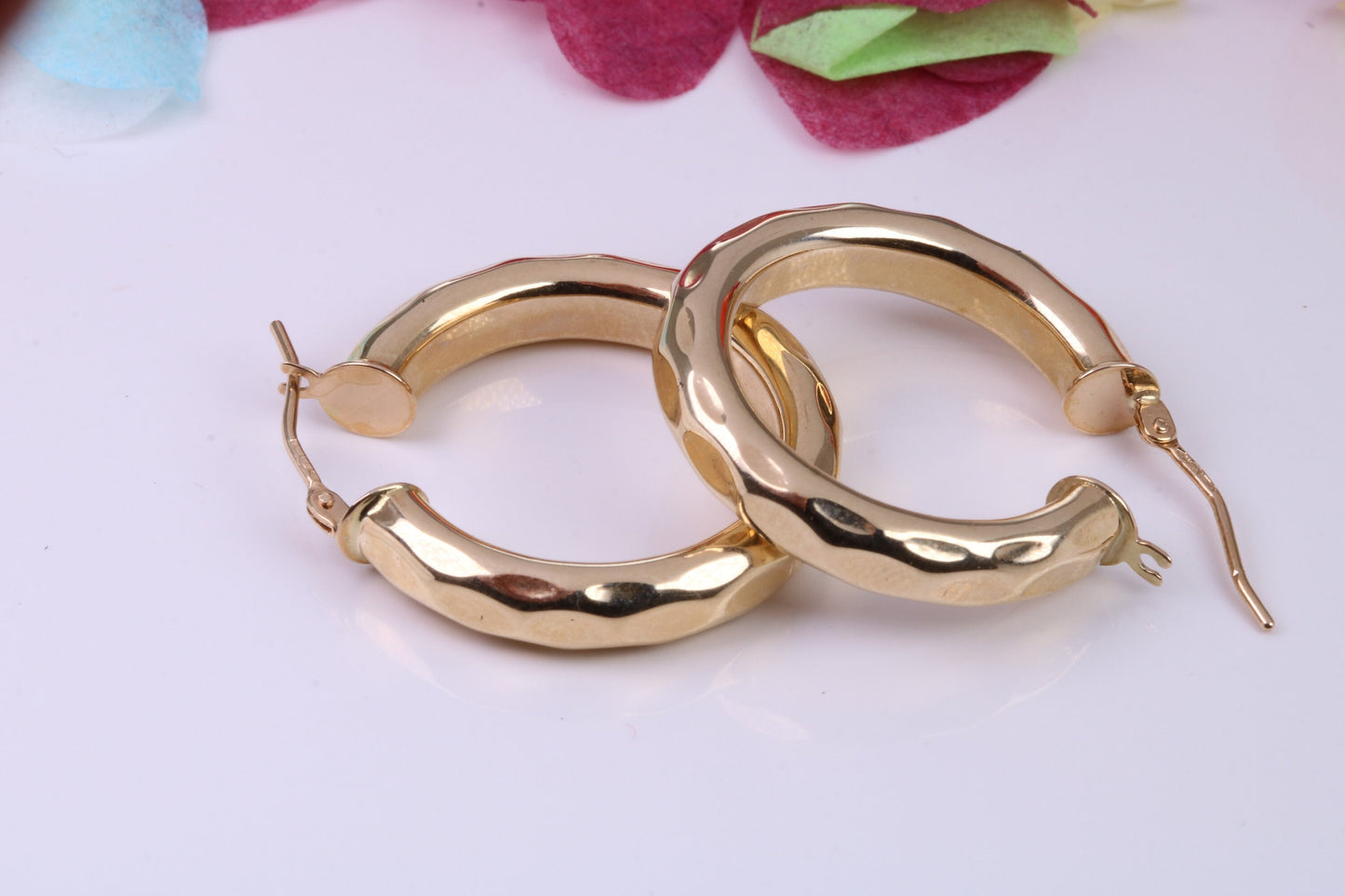 25 mm Round Chunky Hoop Creole Earrings Made from Solid 9ct Yellow Gold, British Hallmarked