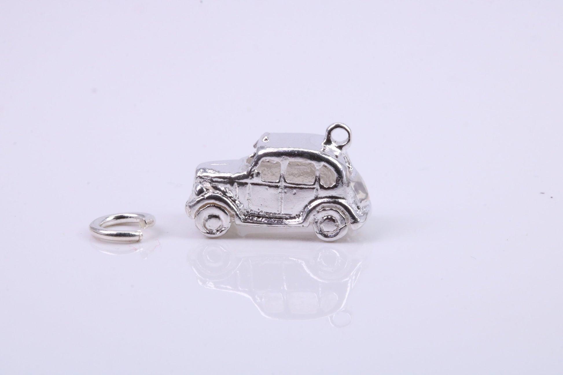 Iconic London Cab Charm, Traditional Charm, Made from Solid 925 Grade Sterling Silver, Complete with Attachment Link
